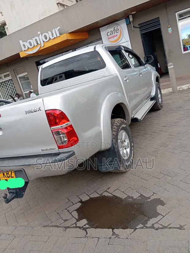 Toyota Hilux 2008 Silver
