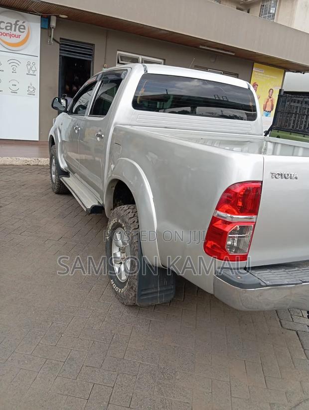 Toyota Hilux 2008 Silver