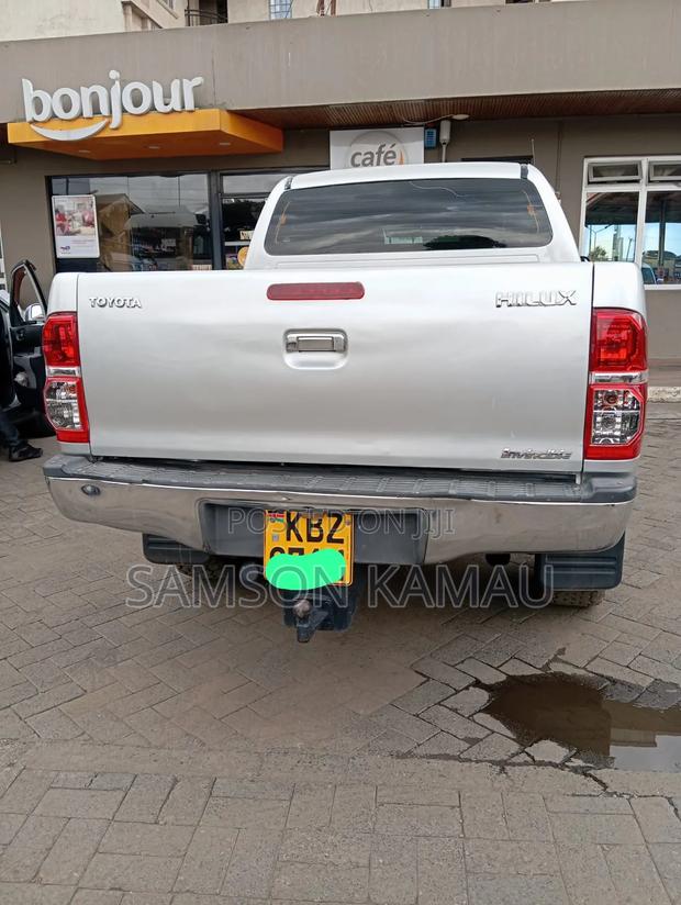 Toyota Hilux 2008 Silver