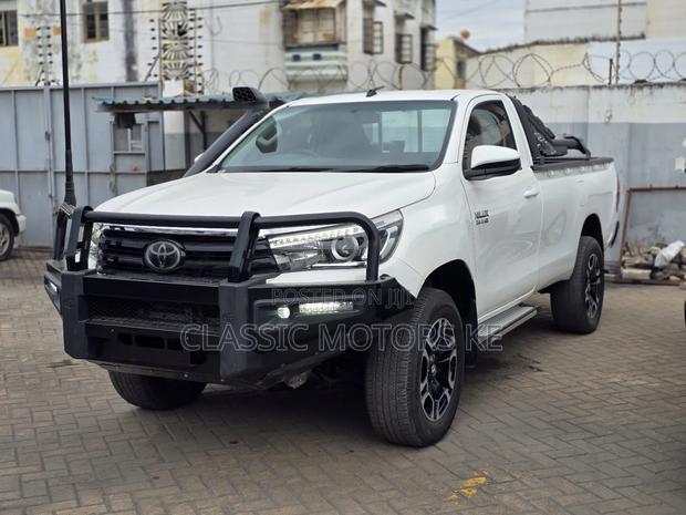 Toyota Hilux Revo Single Cab Deisel 2.8 AWD 2019 White