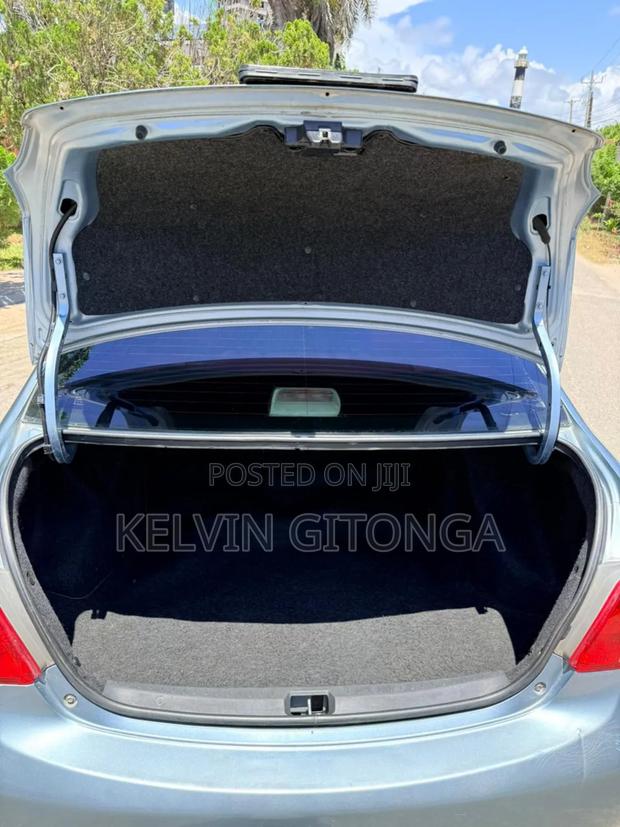 Toyota Belta 2012 Blue