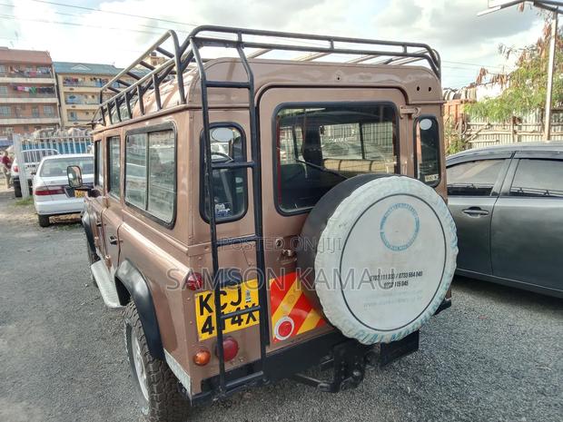Land Rover Defender 2007 Brown