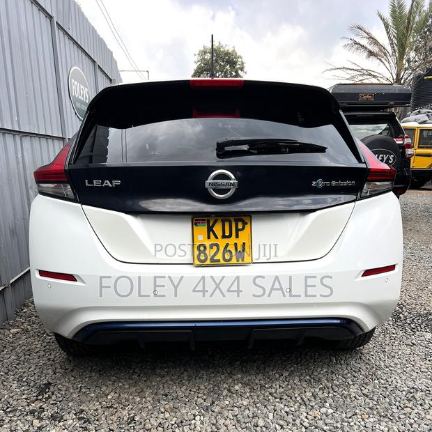 Nissan Leaf S 2018 White
