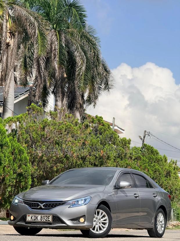 Toyota Mark X 2015 Gray