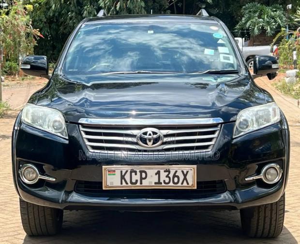 Toyota Vanguard 2010 Black