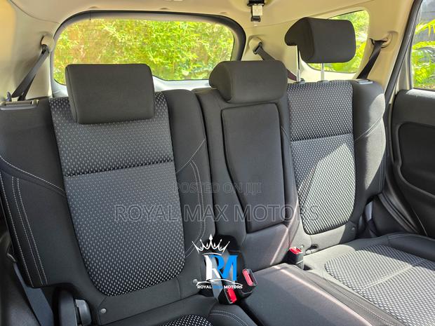 Mitsubishi Outlander 2020 Silver