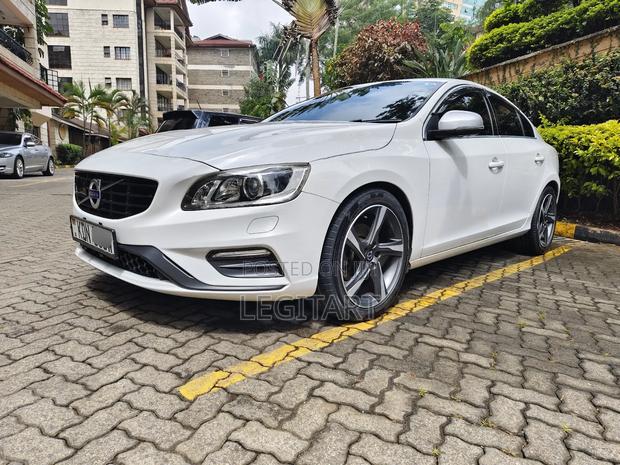 Volvo S60 T6 R-Design Platinum AWD 2017 White