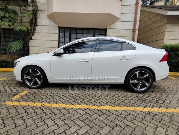 Volvo S60 T6 R-Design Platinum AWD 2017 White