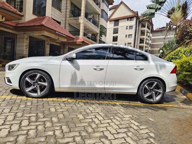 Volvo S60 T6 R-Design Platinum AWD 2017 White