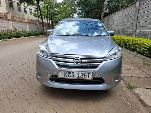 Nissan Lafesta 2012 Silver