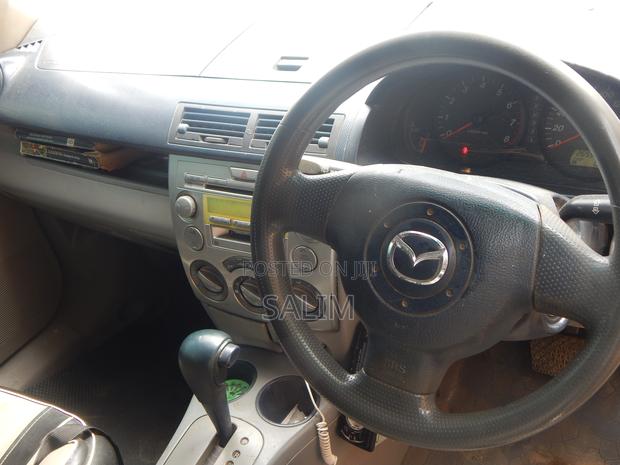 Mazda Demio 2005 Silver