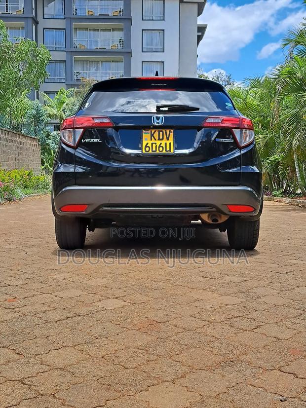 Honda Vezel 1.5 Hybrid 2WD 2018 Black