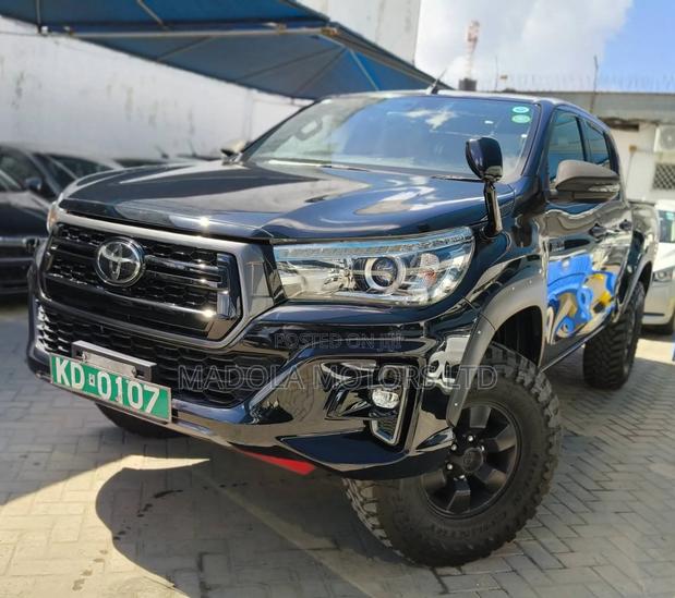 Toyota Hilux 2.8 Diesel 2020 Black