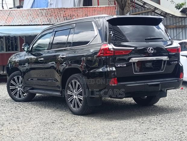 Lexus LX 2020 Black