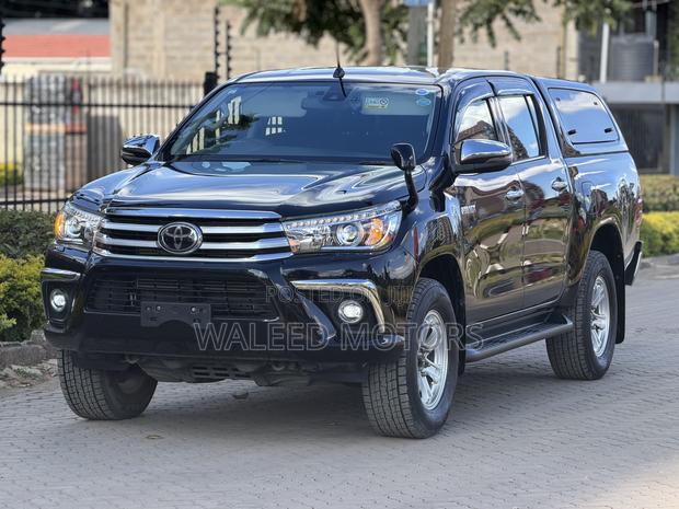 Toyota Hilux 2019 Black