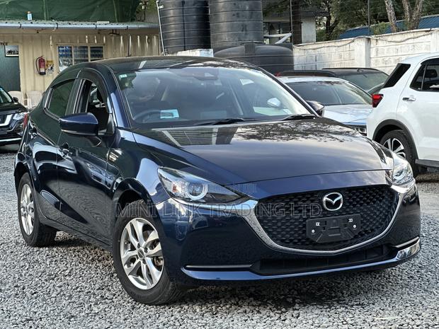 Mazda 2 2021 Blue