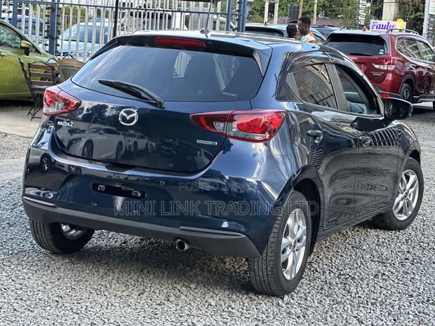 Mazda 2 2021 Blue