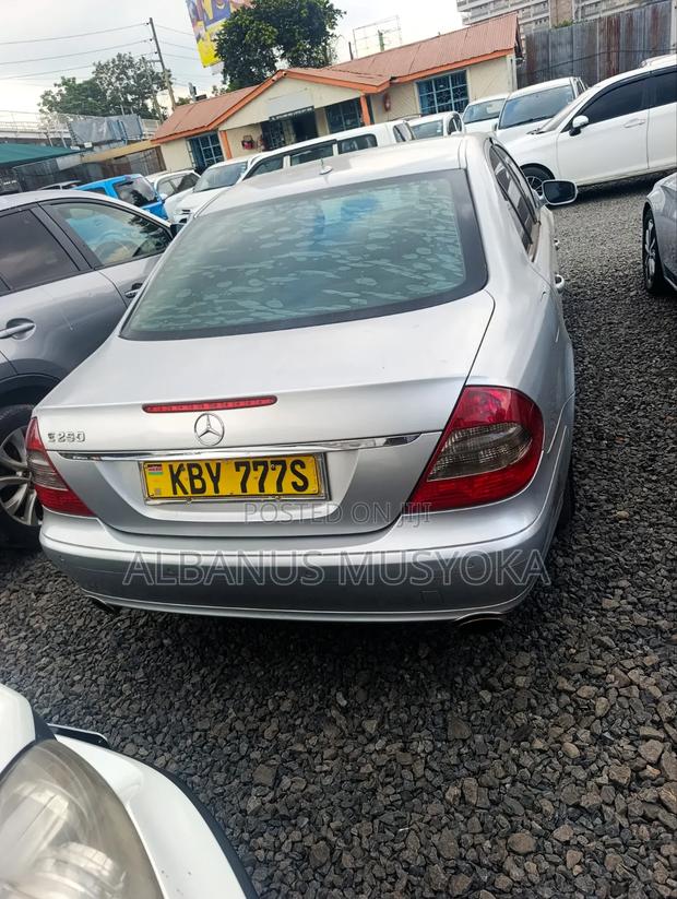Mercedes-Benz E250 2007 Silver