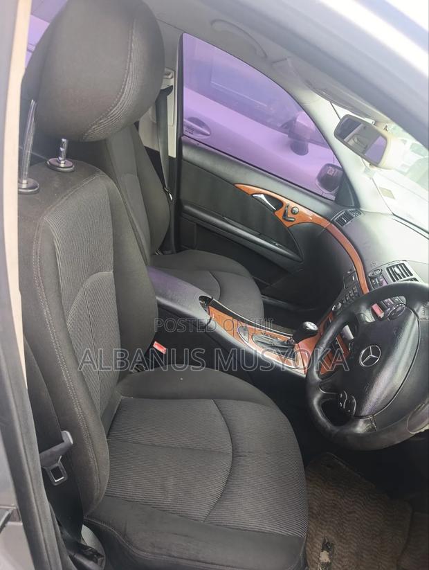 Mercedes-Benz E250 2007 Silver