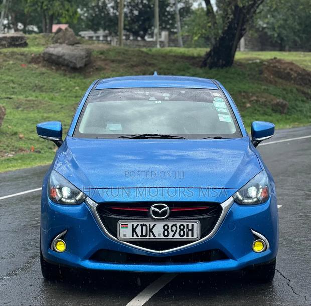 Mazda Demio 2015 Blue