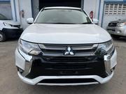 Mitsubishi Outlander 2.0 PHEV AWD 2019 White for sale