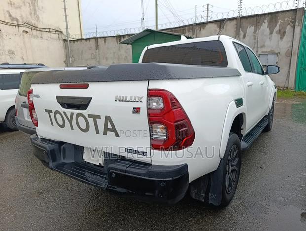 Toyota Hilux Revo Smart Cab Deisel 2.4 AWD 2022 White