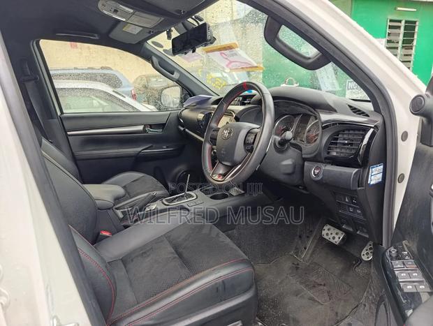 Toyota Hilux Revo Smart Cab Deisel 2.4 AWD 2022 White