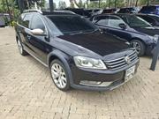 Volkswagen Passat 2012 Blue for sale
