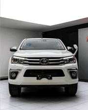 Toyota Hilux 2019 White for sale