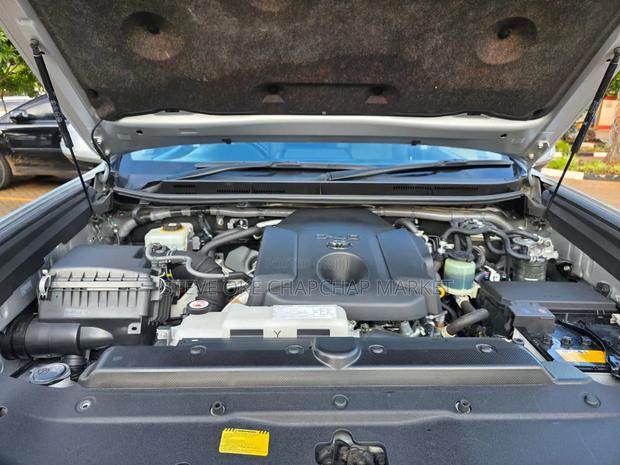 Toyota Land Cruiser Prado 2.8 2021 Silver