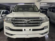 Toyota Land Cruiser 4.6 V8 ZX 2017 White for sale