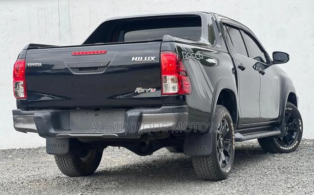 Toyota Hilux Revo Double Cab Deisel 2.8 RWD 2018 Black