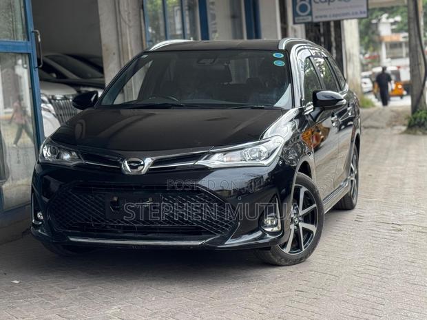 Toyota Corolla Fielder 1.5 Petrol FWD 2019 Black