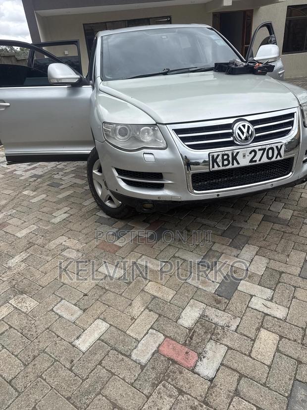 Volkswagen Touareg 2008 Silver