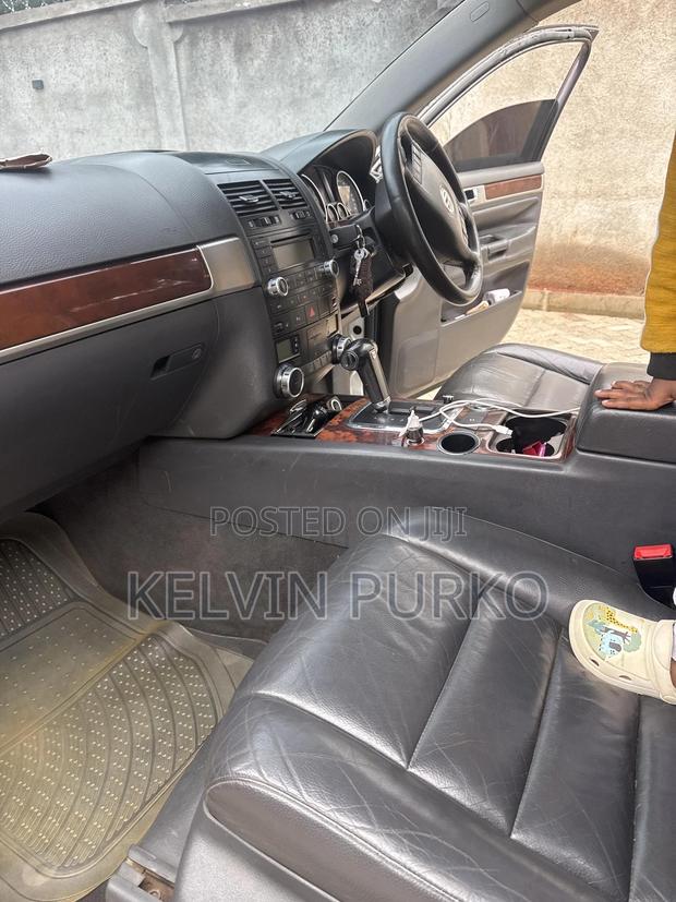 Volkswagen Touareg 2008 Silver