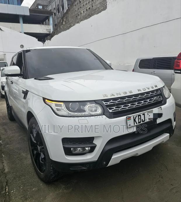 Land Rover Range Rover Sport SE 4dr SUV 4WD (3.0L 6cyl S/C 8A) 2015 White