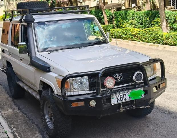 Toyota Land Cruiser 4.5 V8 VXR 2007 White
