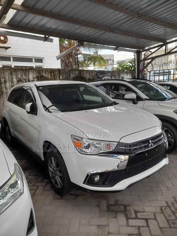 Mitsubishi RVR 2018 White
