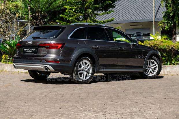 Audi A4 2.0T Premium AWD quattro 2018 Brown