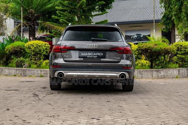 Audi A4 2.0T Premium AWD quattro 2018 Brown