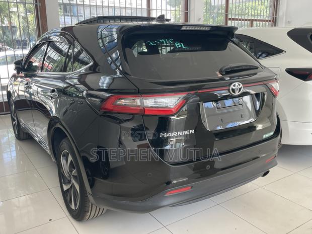 Toyota Harrier 2.0 Turbo 4WD 2019 Black