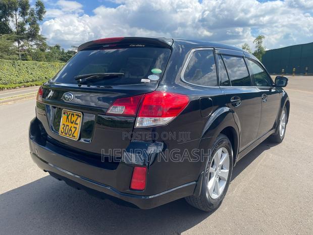 Subaru Outback 2013 Black
