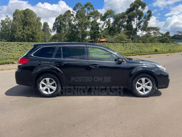 Subaru Outback 2013 Black