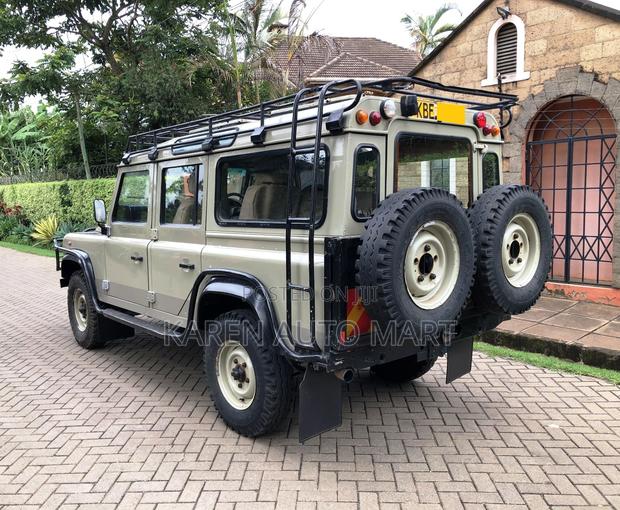 Land Rover Defender 2007