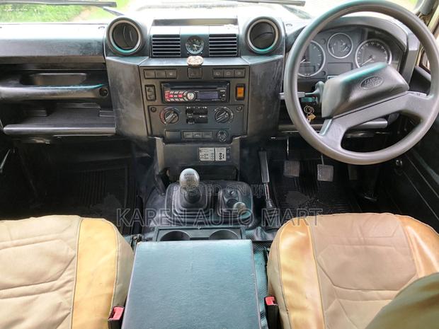 Land Rover Defender 2007