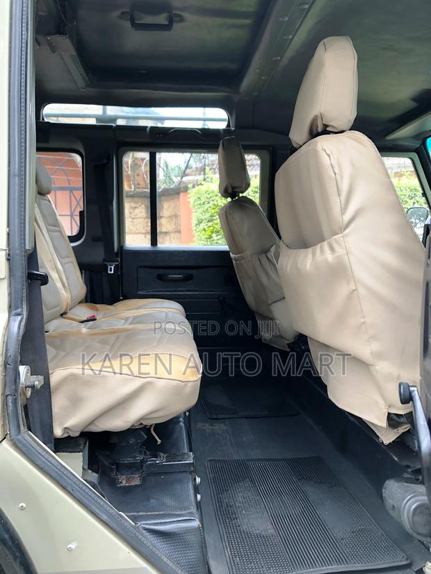 Land Rover Defender 2007