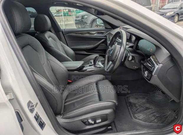 BMW 523i 2019 White