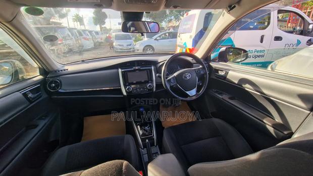 Toyota Corolla Fielder 1.5 Hybrid FWD 2020 Silver