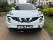 Nissan Juke 2017 Yellow for sale