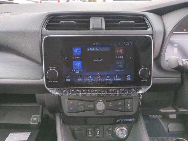 Nissan Leaf SV 2020 Blue